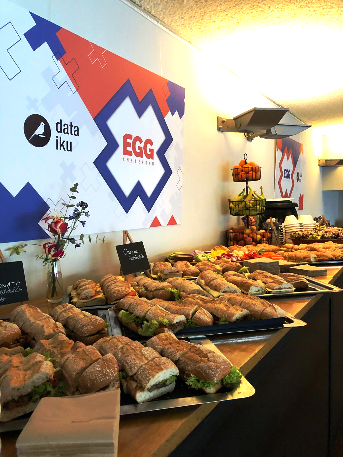 Branding event beursstand beurzen huisstijl creatieve campagne grafisch design website social - Dataiku EGG Amsterdam 2019 door merkversterkend reclamebureau Activates uit Sassenheim Teylingen Bollenstreek
