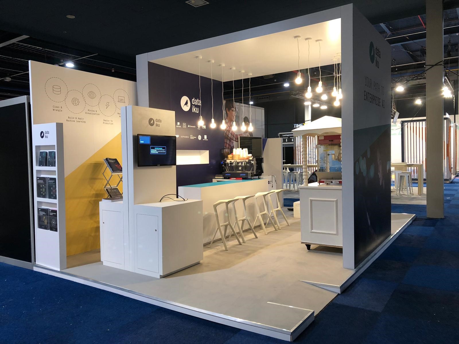 Branding event beursstand beurzen huisstijl creatieve campagne grafisch design website social - Dataiku door merkversterkend reclamebureau Activates uit Sassenheim Teylingen Bollenstreek